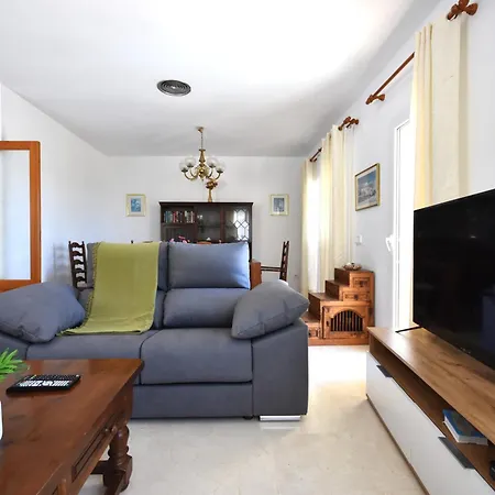 Villa Cucarres
