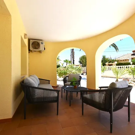 Cucarres Villa Calp